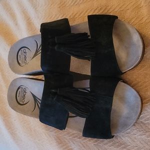 ABEO B.I.O.SYSTEM Women's UPLIFT NEUTRAL Black Suede Wedge Sandals